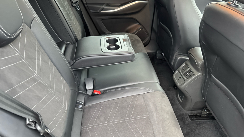 Vauxhall Grandland 1.2 Turbo Ultimate 5dr Petrol Hatchback